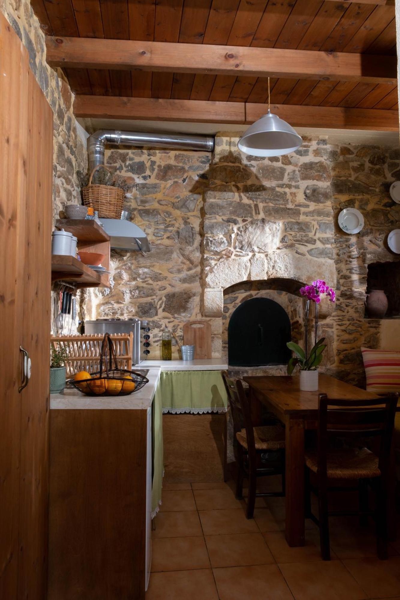 Orgon Farm Traditional Houses Apostoli エクステリア 写真